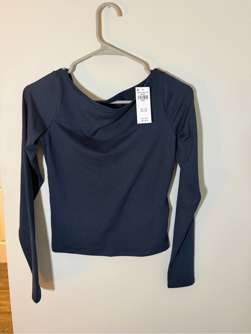 NWT Women’s Hollister Boat Neck Long Sleeve Layer Small 2 Pack Navy Baby Pink